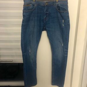 Zara blue jeans